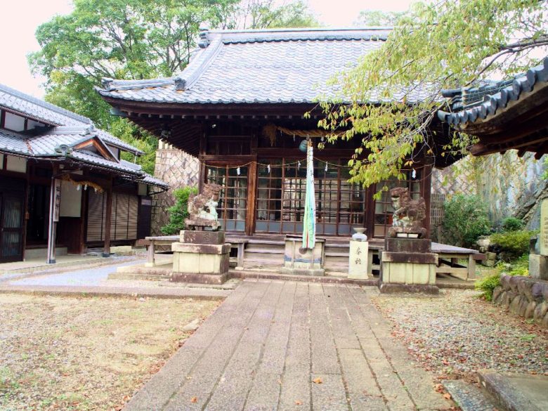 居醒の清水の加茂神社